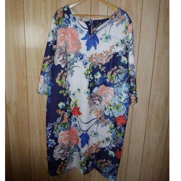 Roz & Ail Floral Round Neck 3/4 Sleeve Shift Dress 24W - Picture 6 of 6